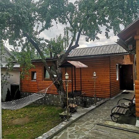 Kotiedzh U Mariny Villa Jaremcse Kültér fotó